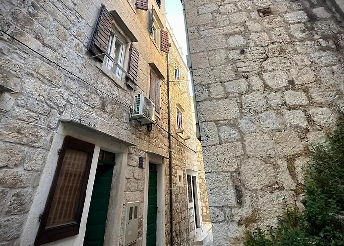 Casaviva Daire Komiža